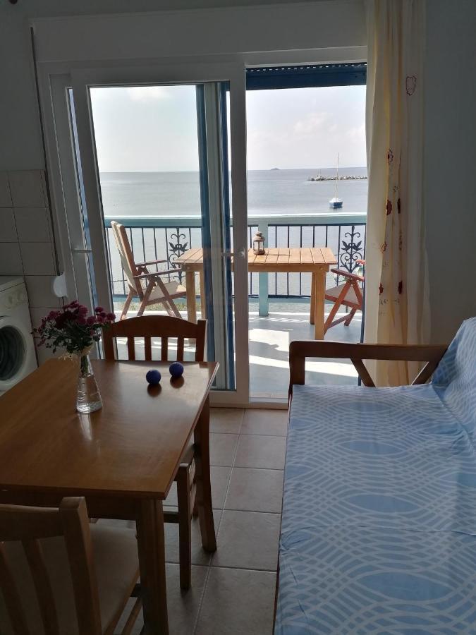 Villa Evmenia Panoramic View & Sea Front Apartments Skopelos Town Exterior photo