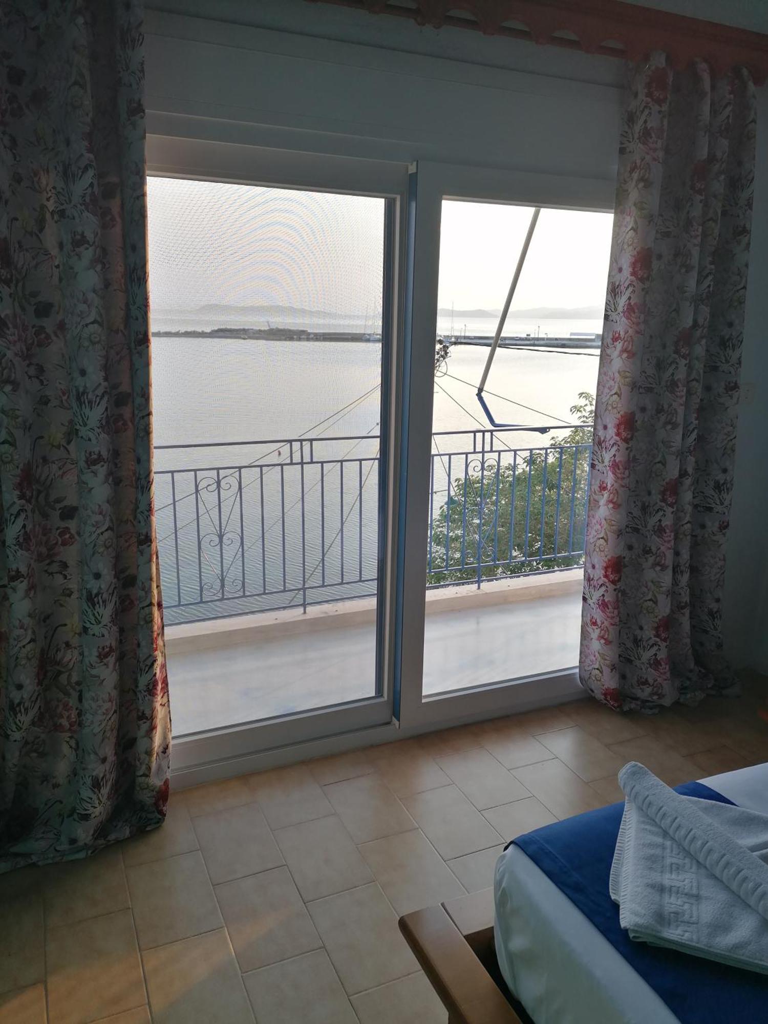 Villa Evmenia Panoramic View & Sea Front Apartments Skopelos Town Exterior photo
