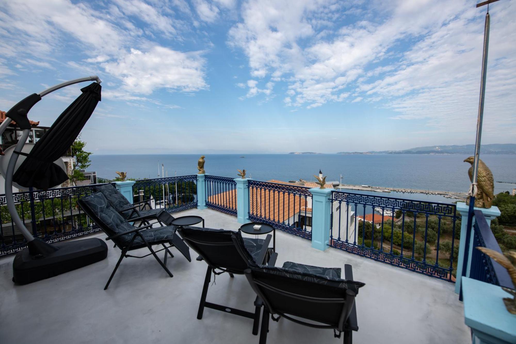 Villa Evmenia Panoramic View & Sea Front Apartments Skopelos Town Exterior photo